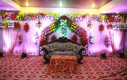 Hotel Oyo 13494 Nakshatra *