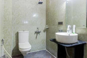 Hotel Treebo Sadhvika 2*