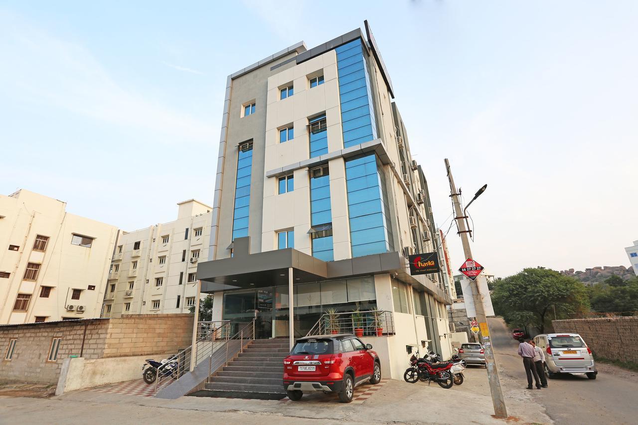 Oyo 8941 Golden Leaves 3* Hyderabad