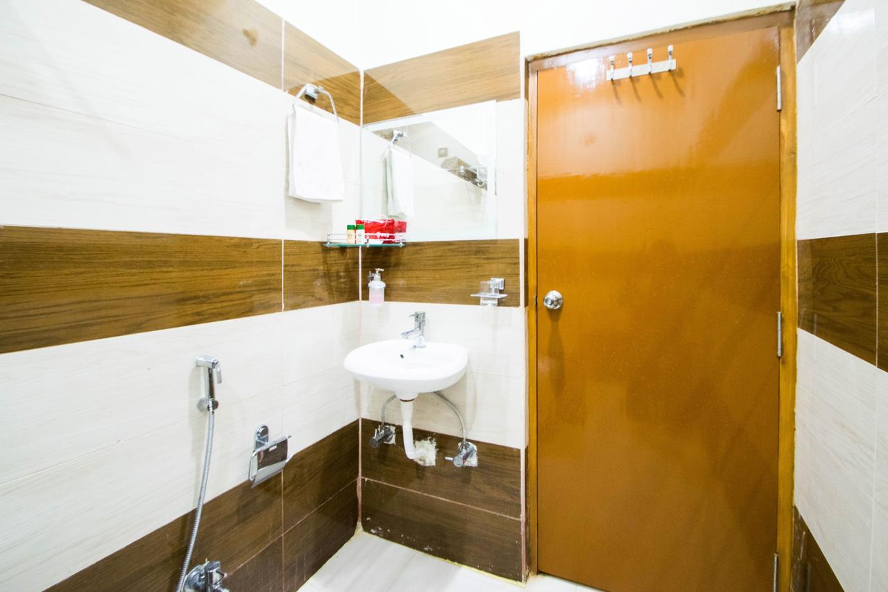 Collection O 5302 Bhadra Grand Hotel 3*
