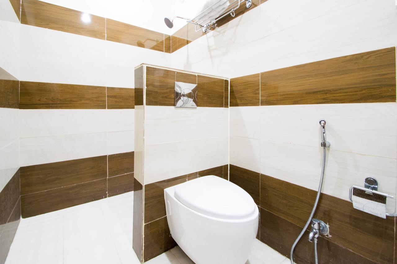 Collection O 5302 Bhadra Grand