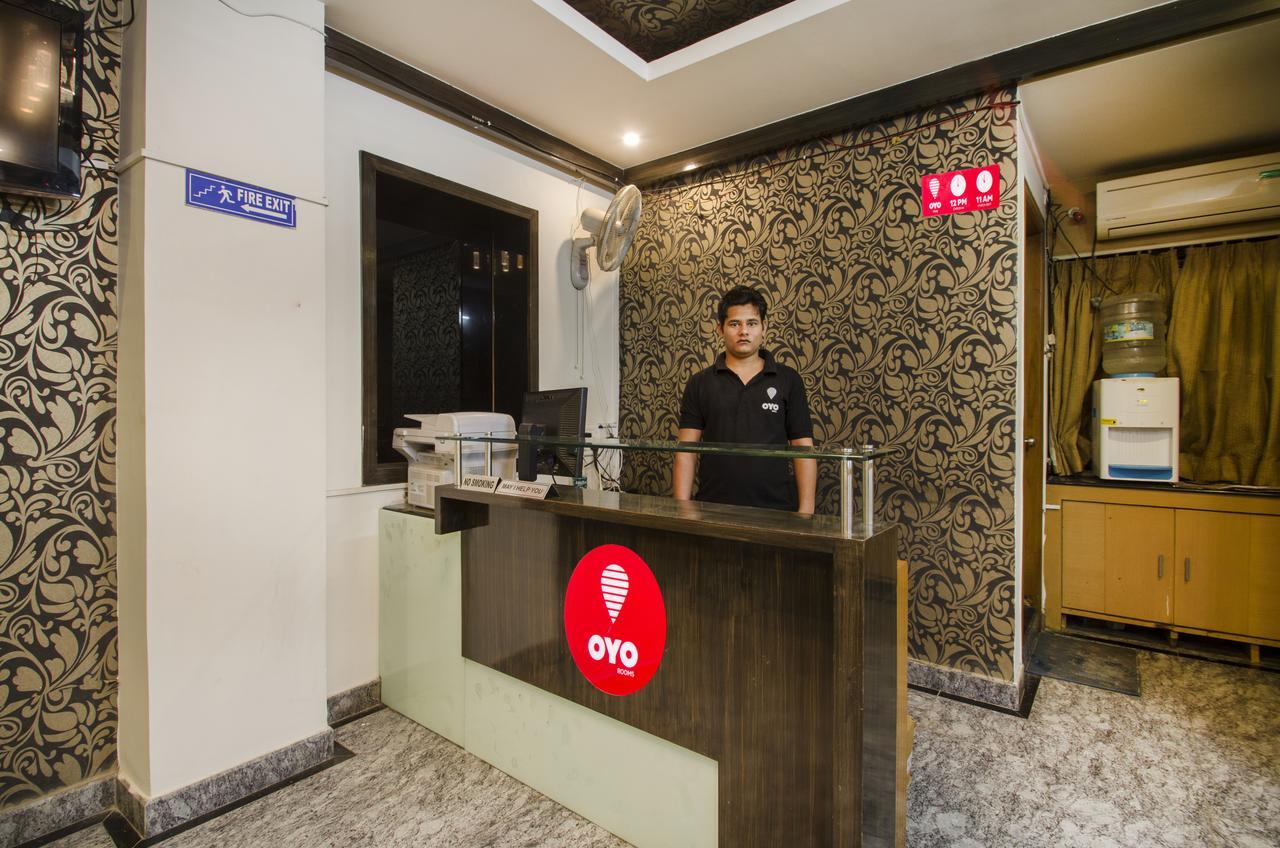 Hotel Oyo 732 Near Dlf 2*