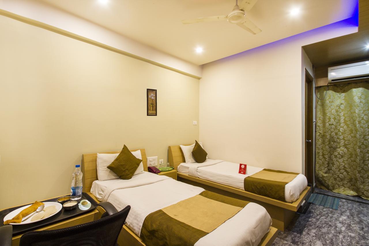 Hotel Oyo 732 Near Dlf Hyderabad