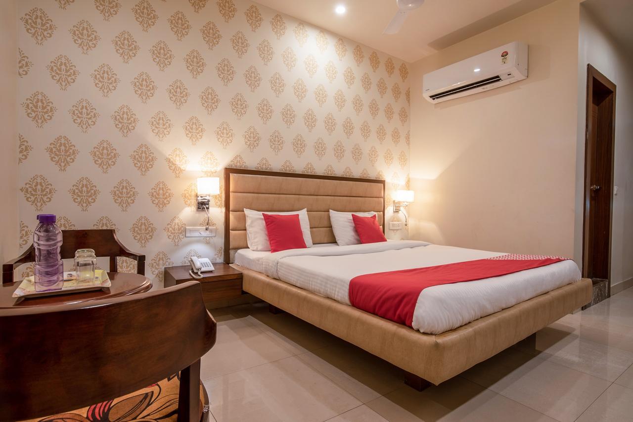 Hotel Oyo 4035 Spg Grand