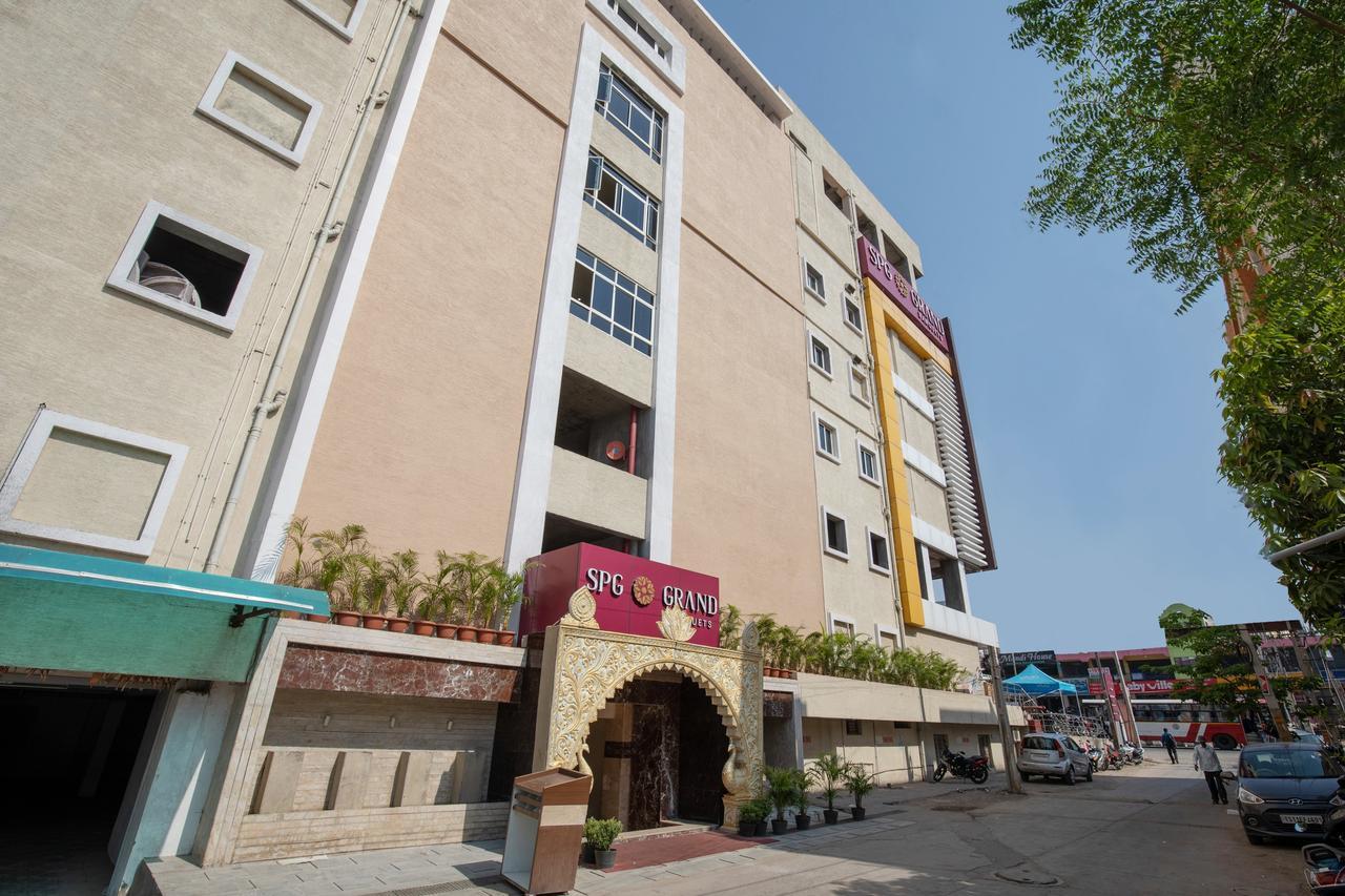 Hotel Oyo 4035 Spg Grand 3*