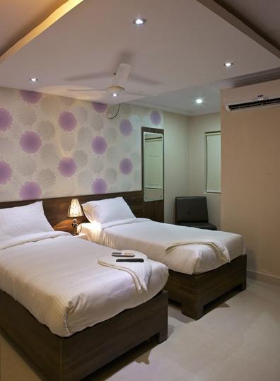 Hotel Oyo 17375 My Place Kondapur Hicc 3*