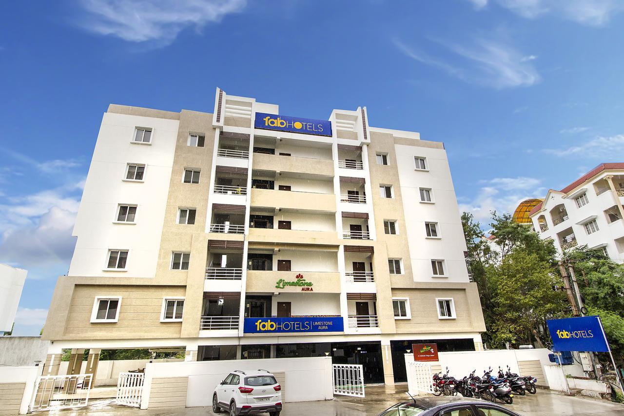 Fabhotel Limestone Aura Hotel 3*