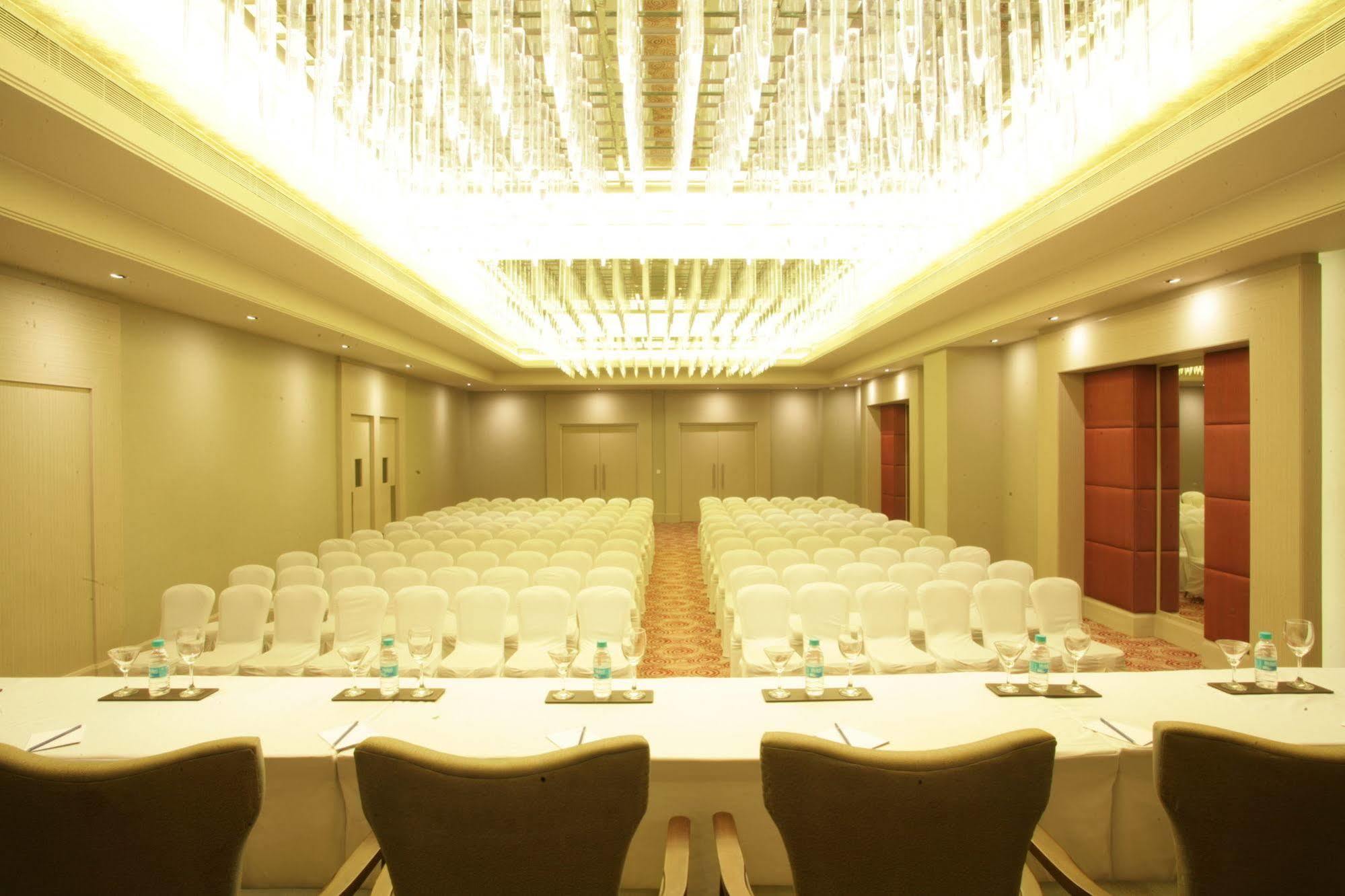 Hotel Radisson Hitec 5*