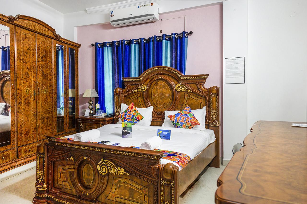 Fabexpress Hillstone Banjara Hills Hotel