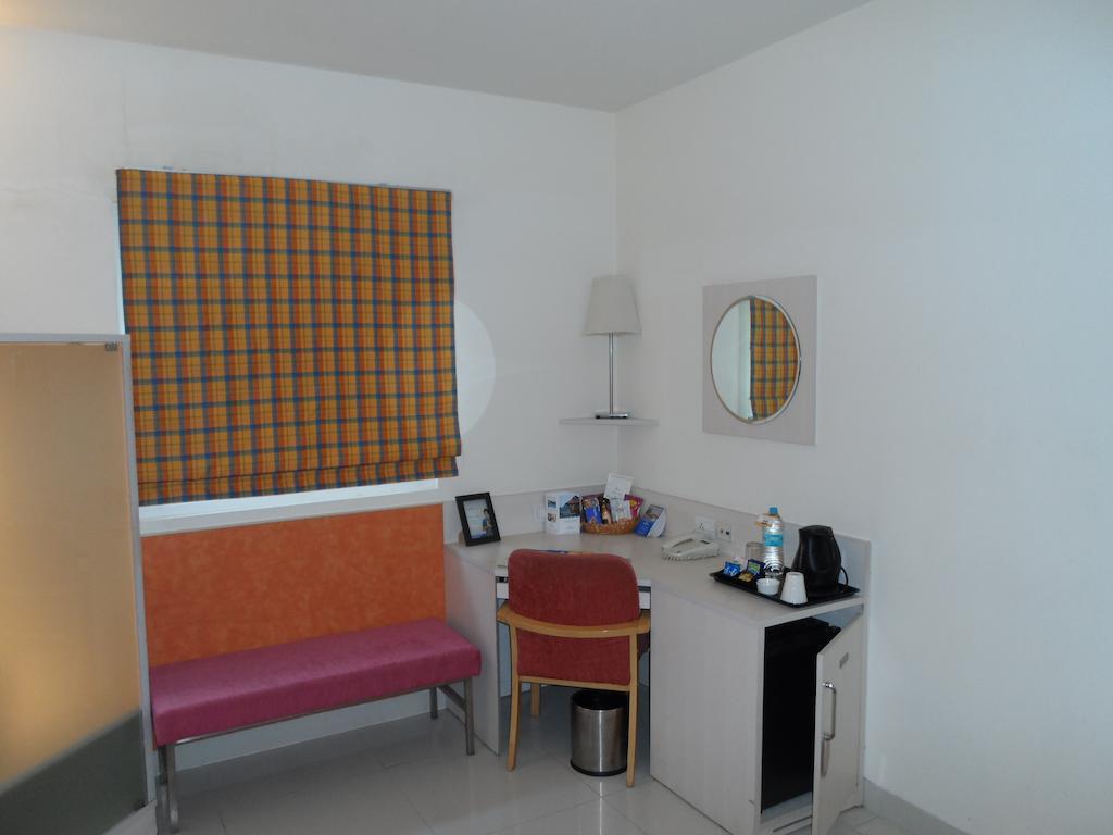 Hotel Aditya Hometel 3*