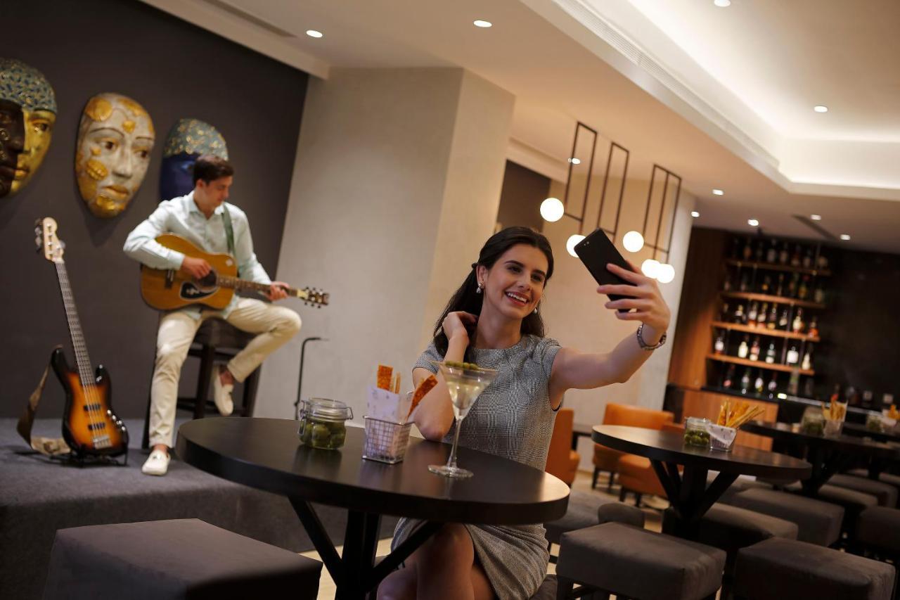 Hotel Novotel Convention Centre 5*