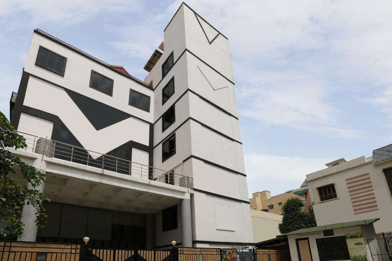 Hotel Oyo 986 Akhand Homes
