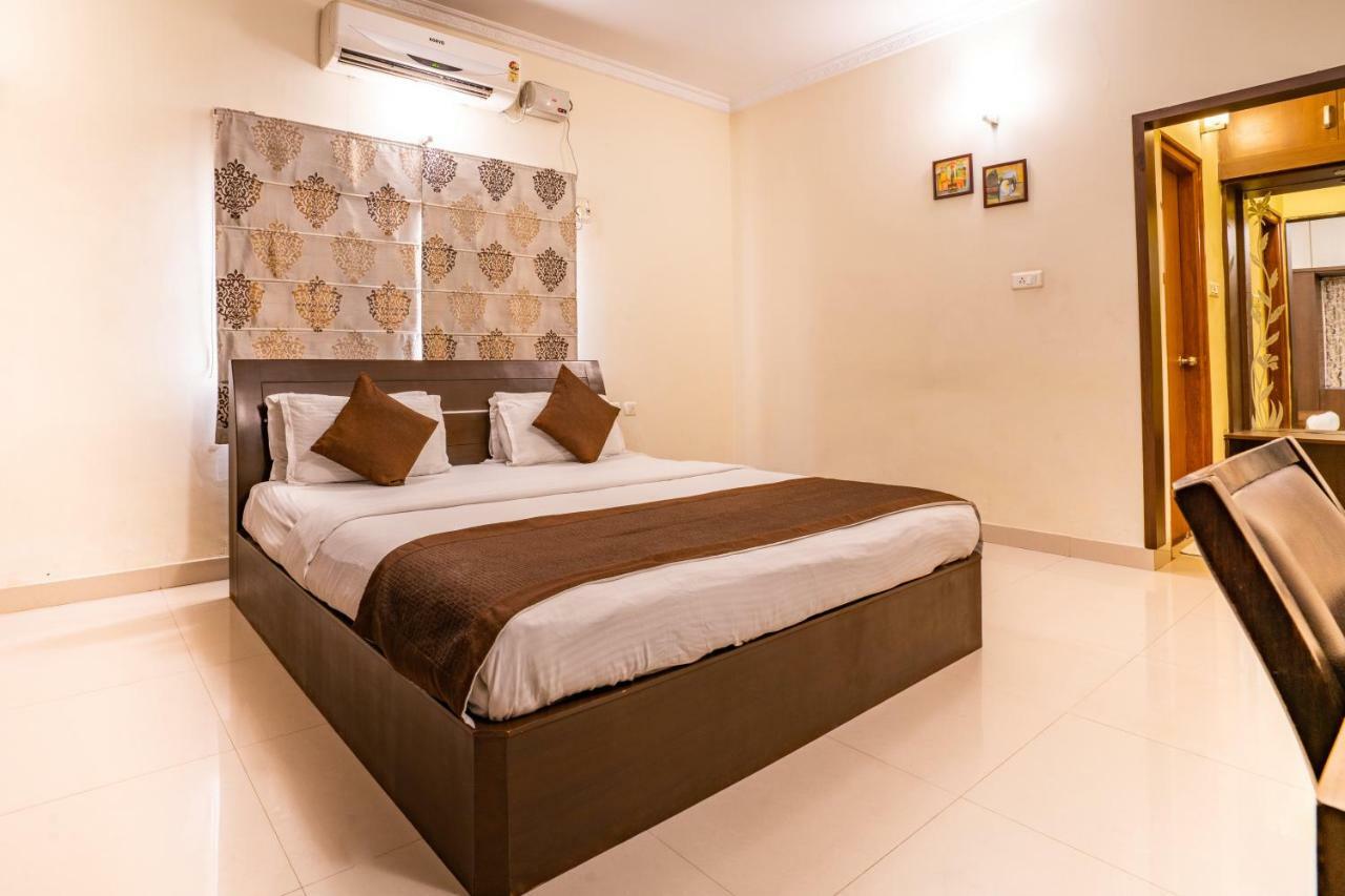 Hotel Blueberry Service Hyderabad