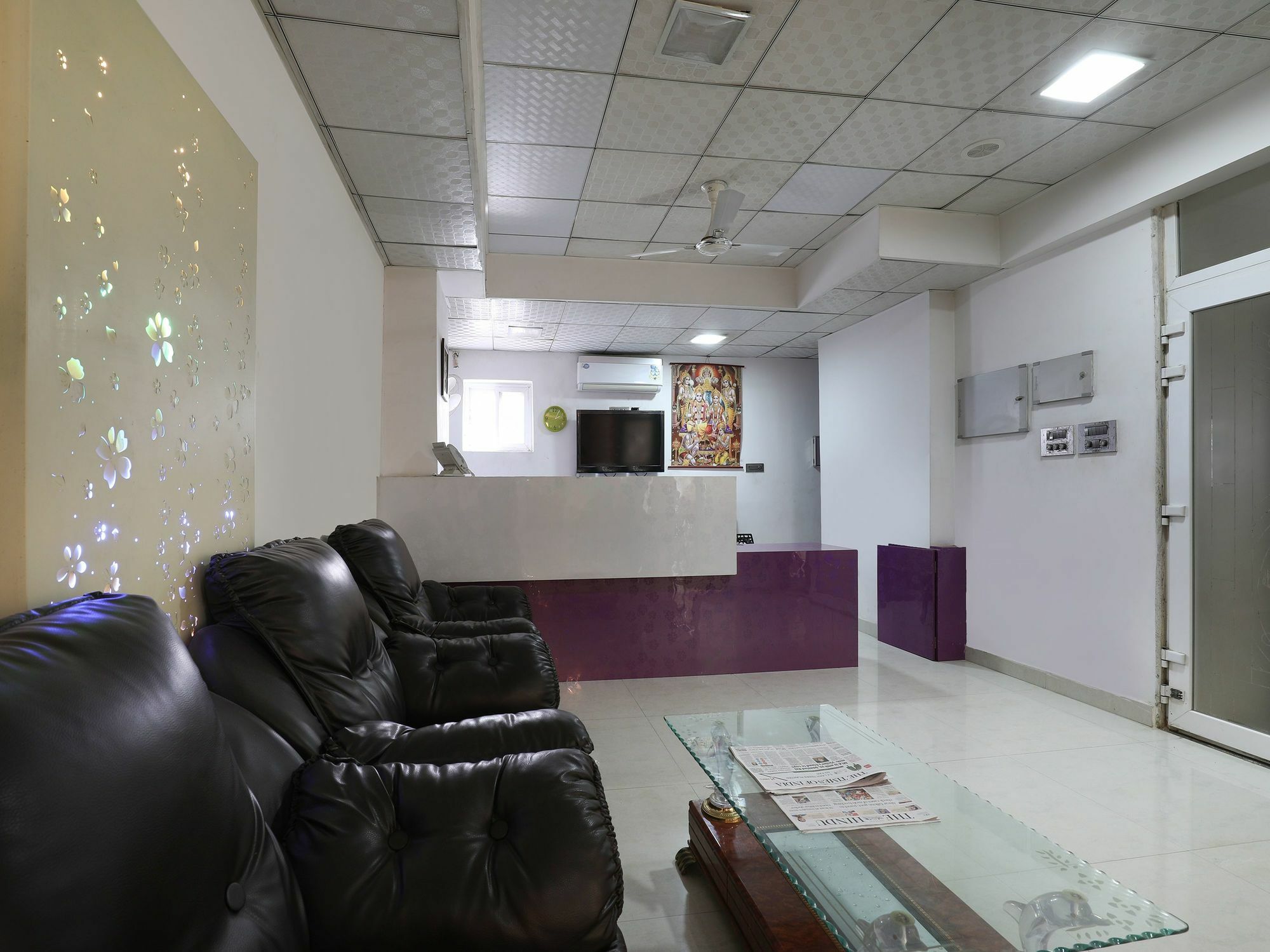 Oyo 986 Akhand Homes Hyderabad