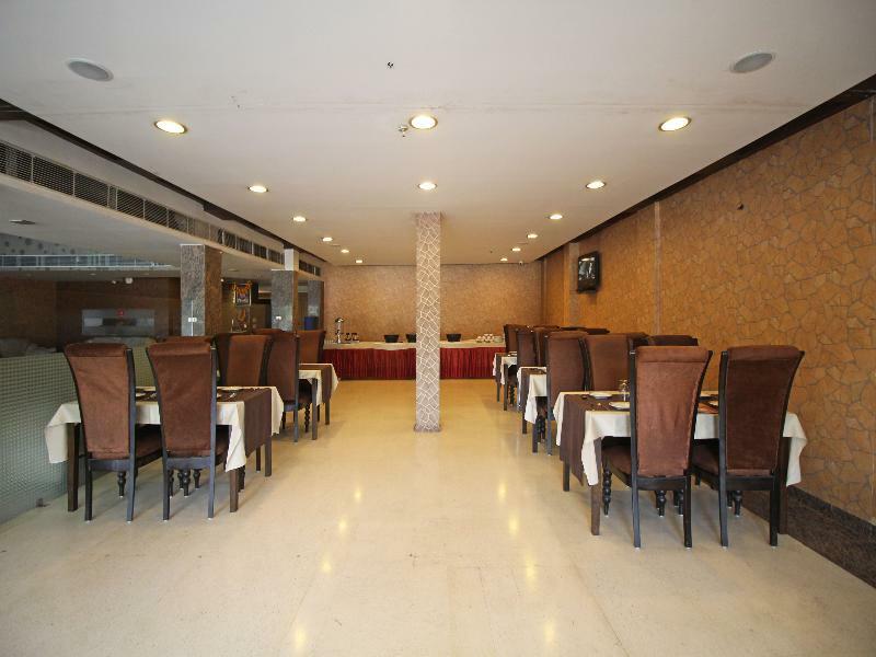 Hotel Sai Prakash 3*