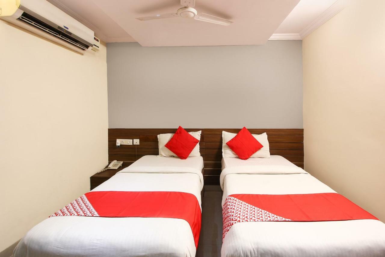 Hotel Oyo 17375 My Place Kondapur Hicc Hyderabad