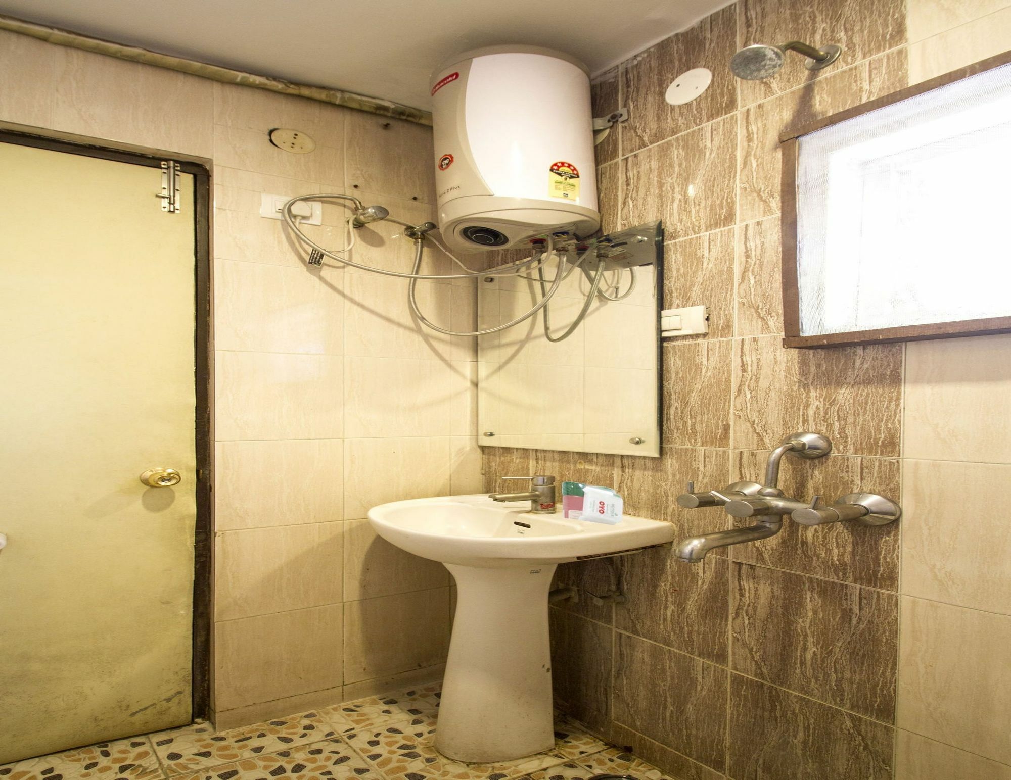 Hotel Oyo 6648 Royal Residency 2*