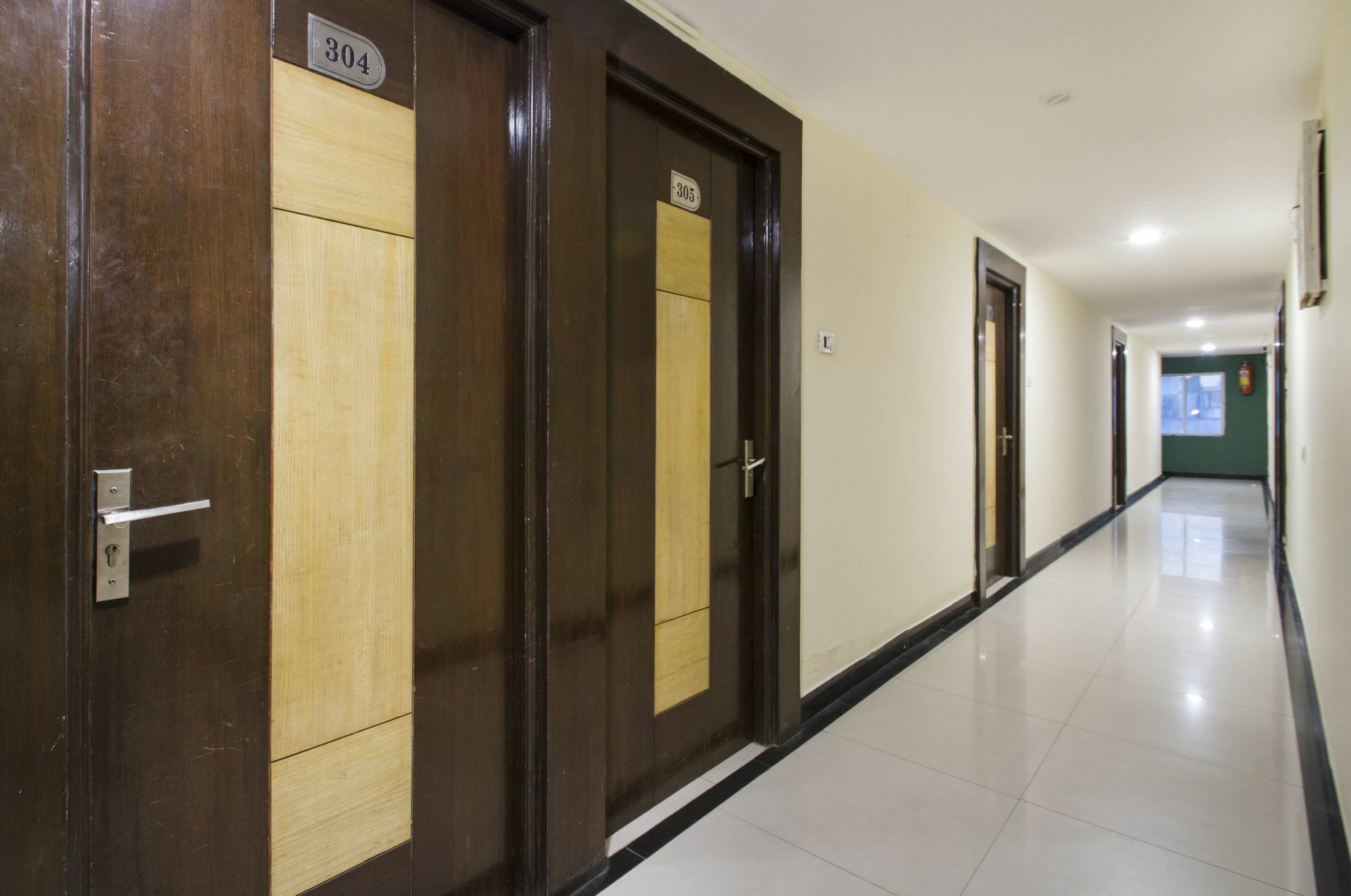 Oyo 6648 Royal Residency Hotel Hyderabad