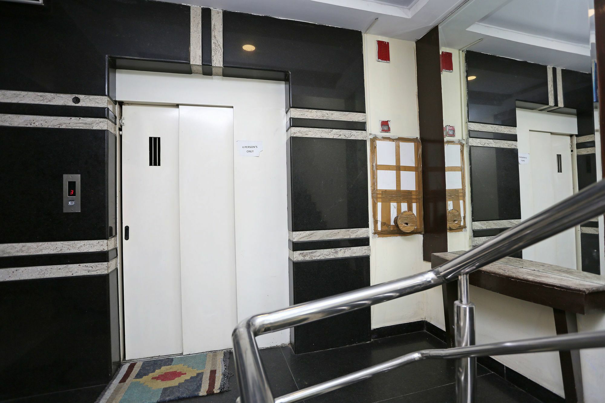 Hotel Oyo 6648 Royal Residency