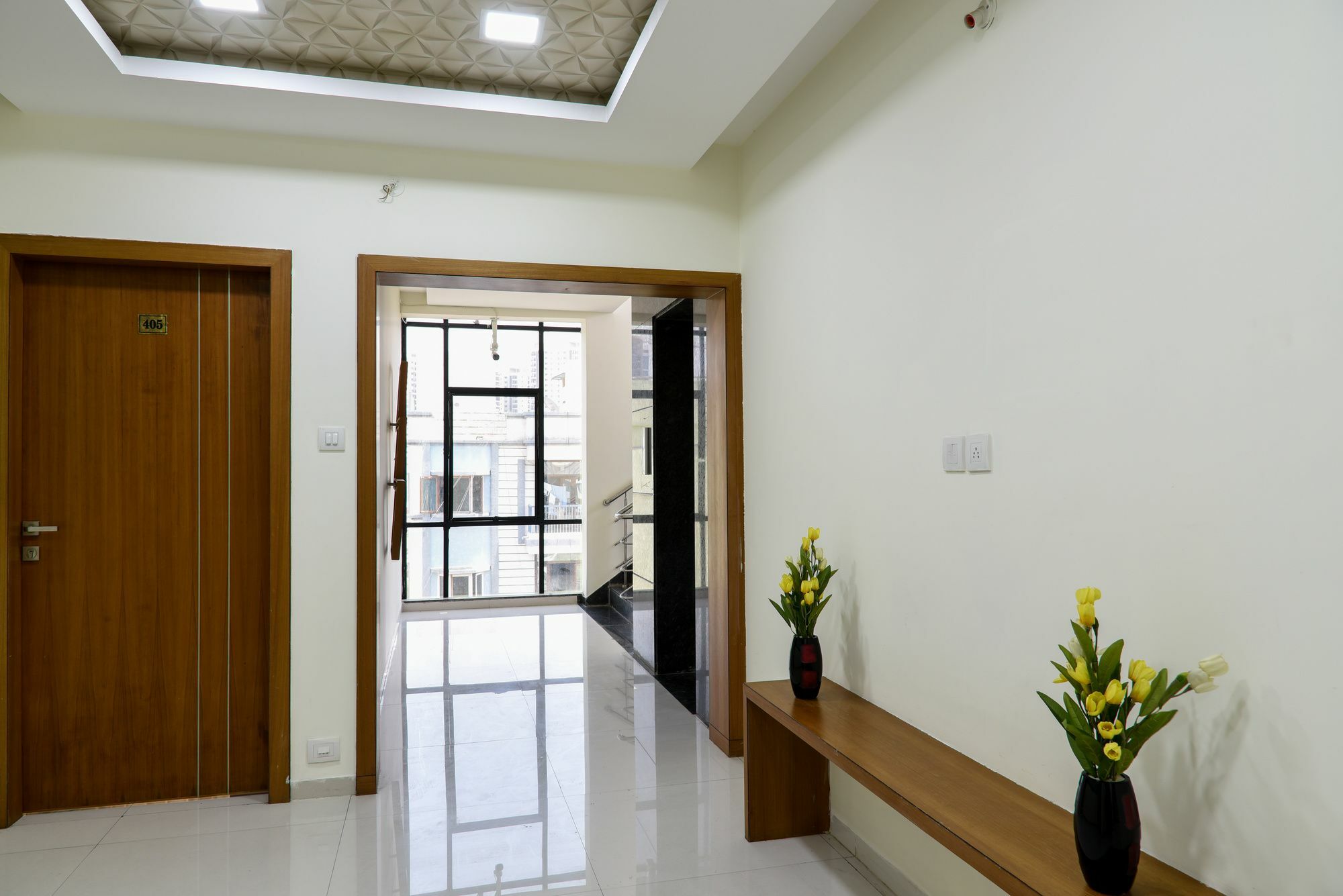 Oyo 14500 Hill View Hyderabad
