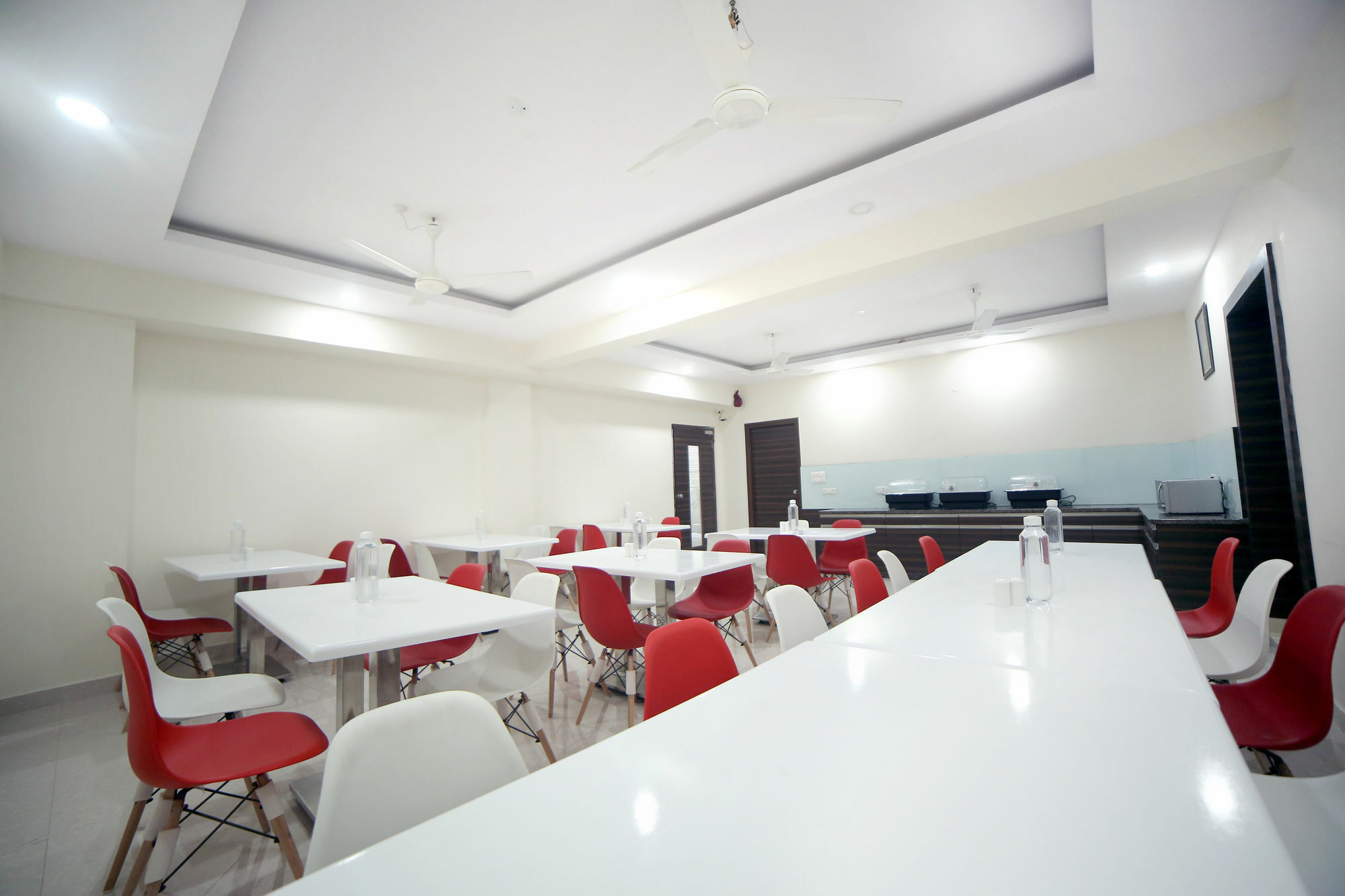 Fabhotel Pearl City - Nr Jubilee Enclave,Hitech City Hyderabad