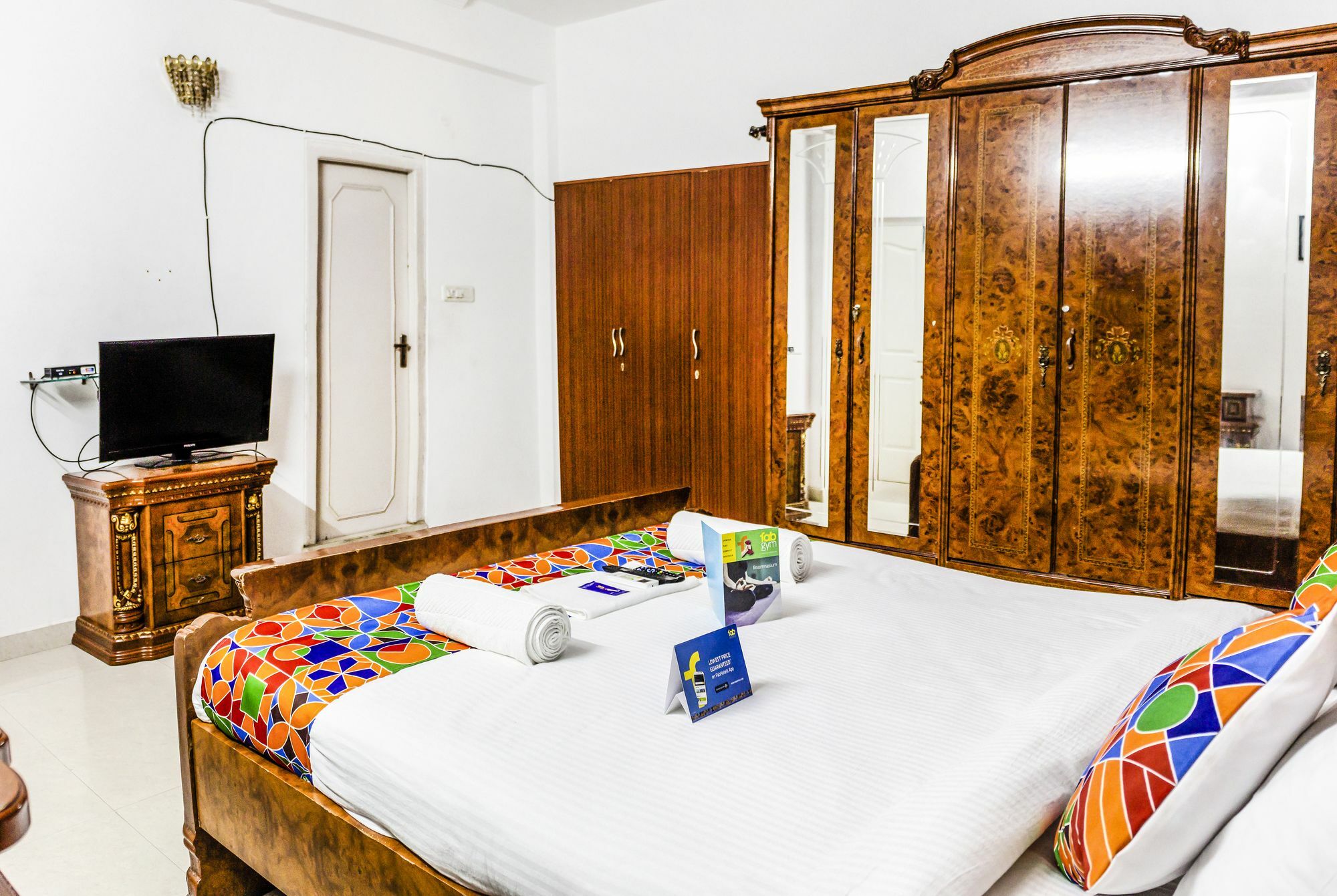 Fabexpress Hillstone Banjara Hills Hotel