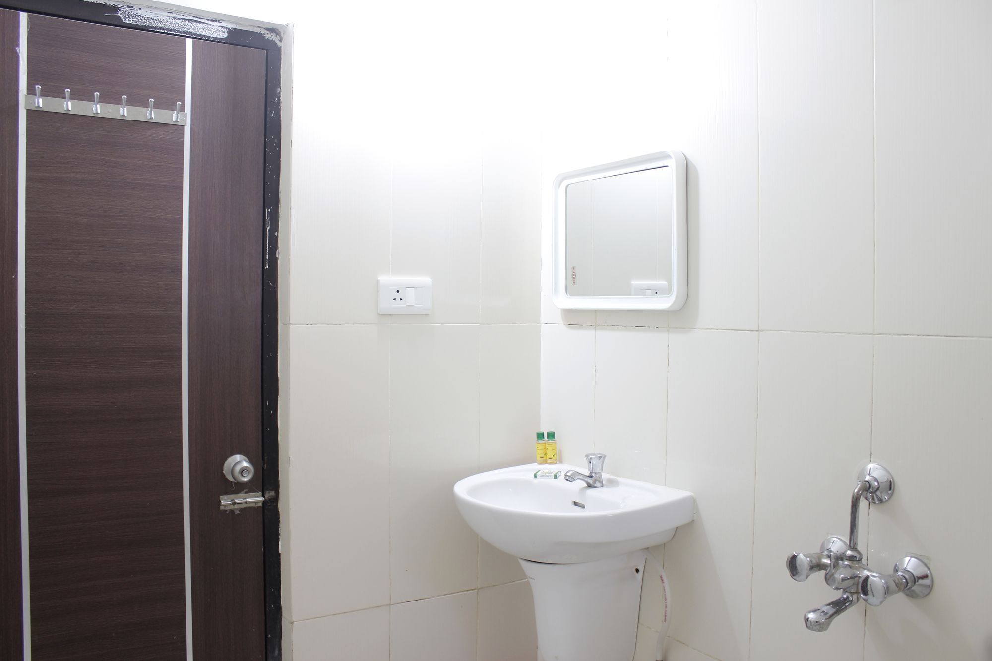 Fabhotel Spring Leaf Gachibowli Hotel Hyderabad