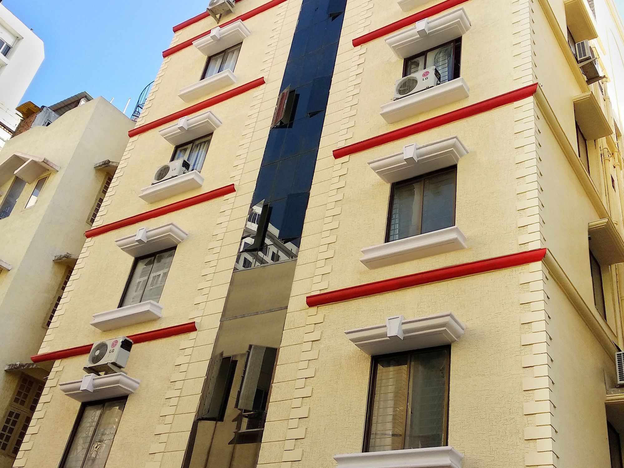 O Ruma Near Nampally Railway Station Hotel 3*