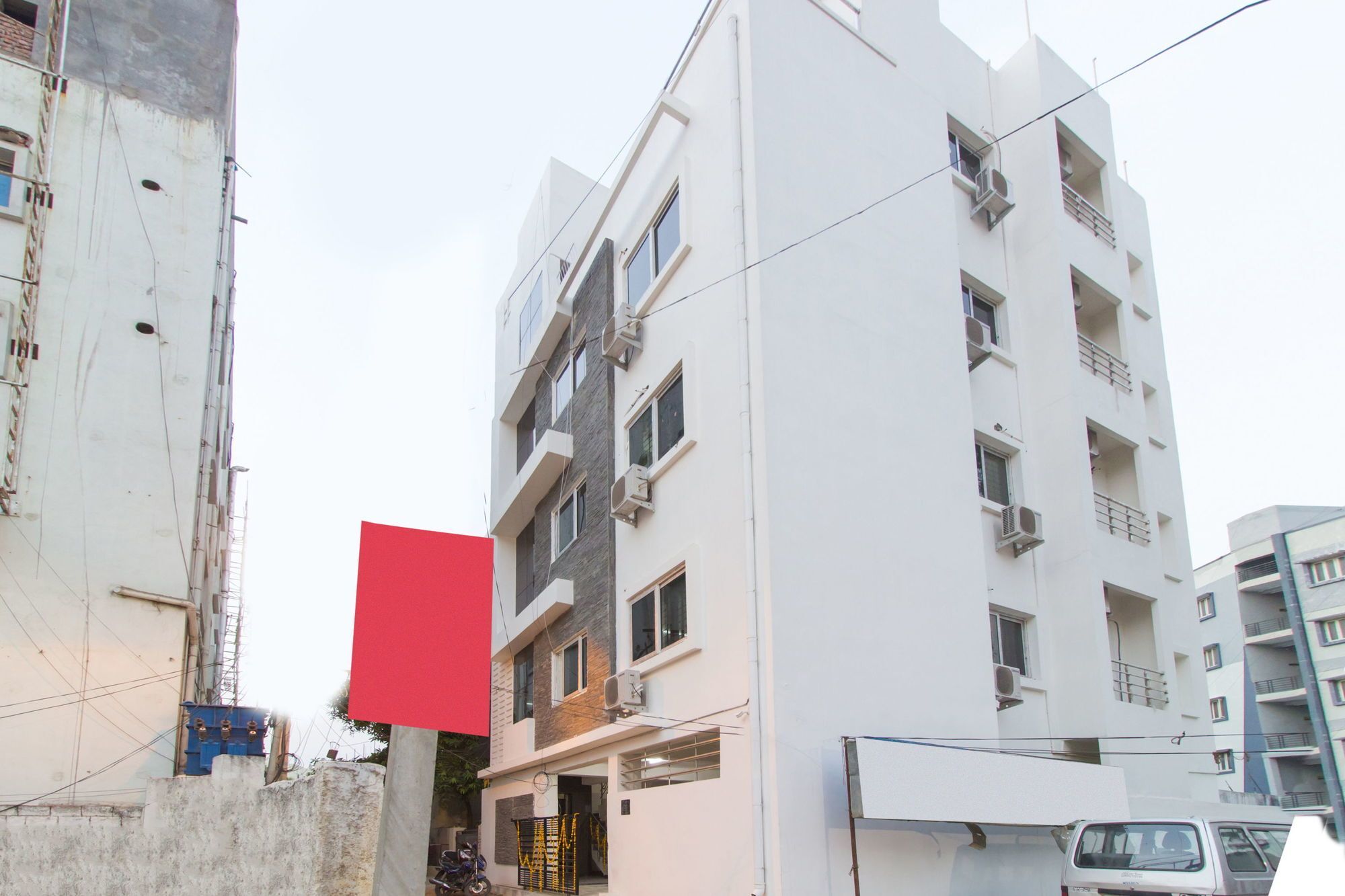 Oyo 9004 S V Residency Hotel