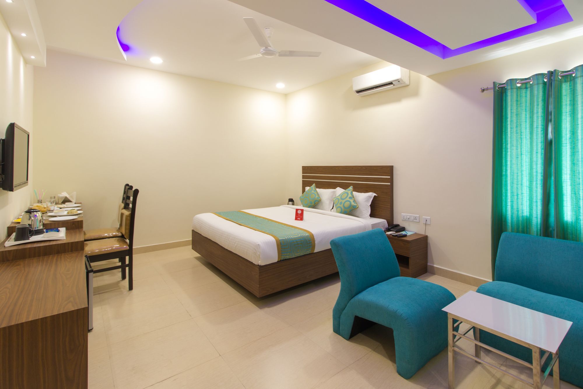 Hotel Oyo 8941 Golden Leaves Hyderabad