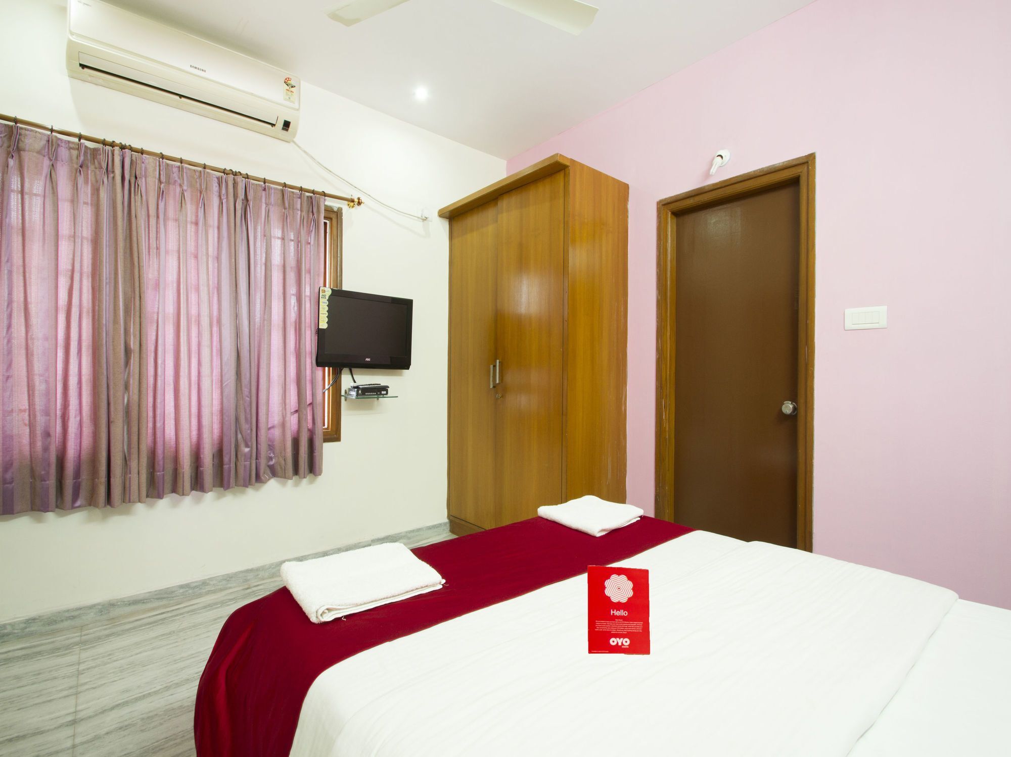 Hotel Oyo 7322 Near Apollo Hospital Jubilee Hills 2*