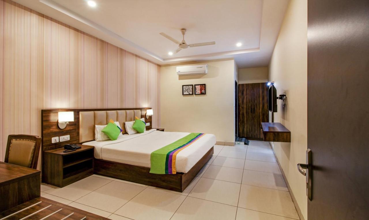 Treebo Trend Sindhura Grand Hotel Hyderabad