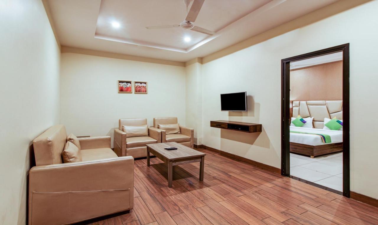 Hotel Treebo Trend Sindhura Grand Hyderabad