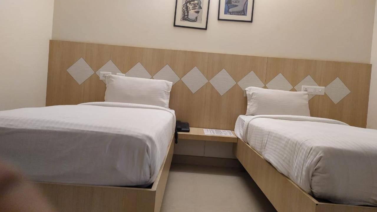 Hotel Crown Plaza