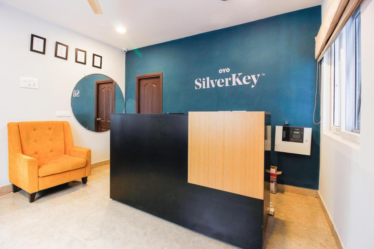 Hotel Oyo Silverkey 62075 Sanath Nagar 3*