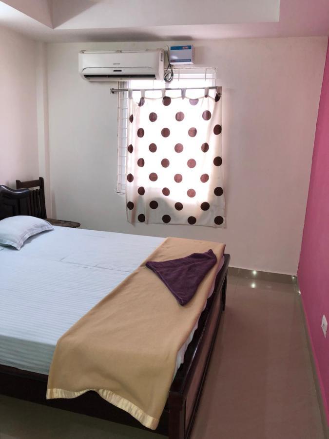 Royal Suites Serviced *