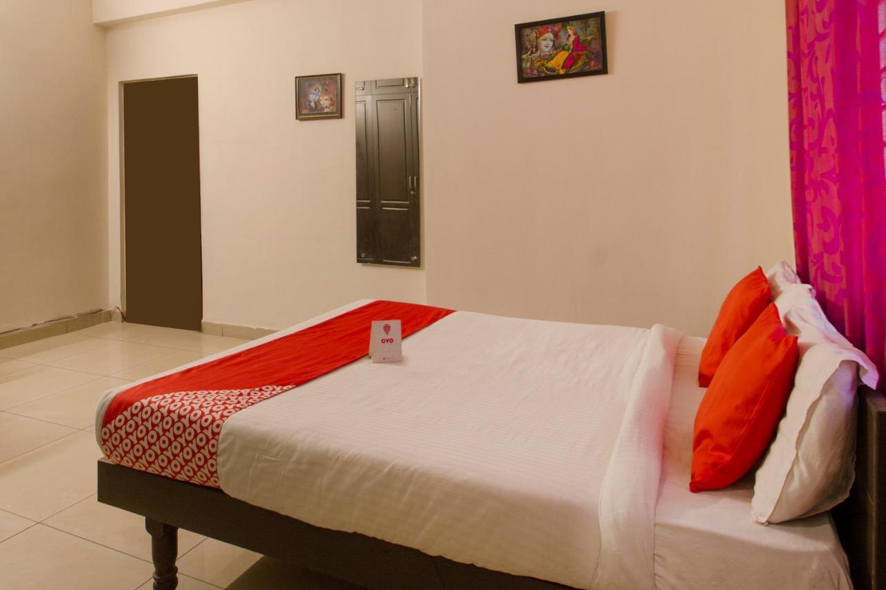 Hotel Oyo 13193 Rockline Comfort Hyderabad
