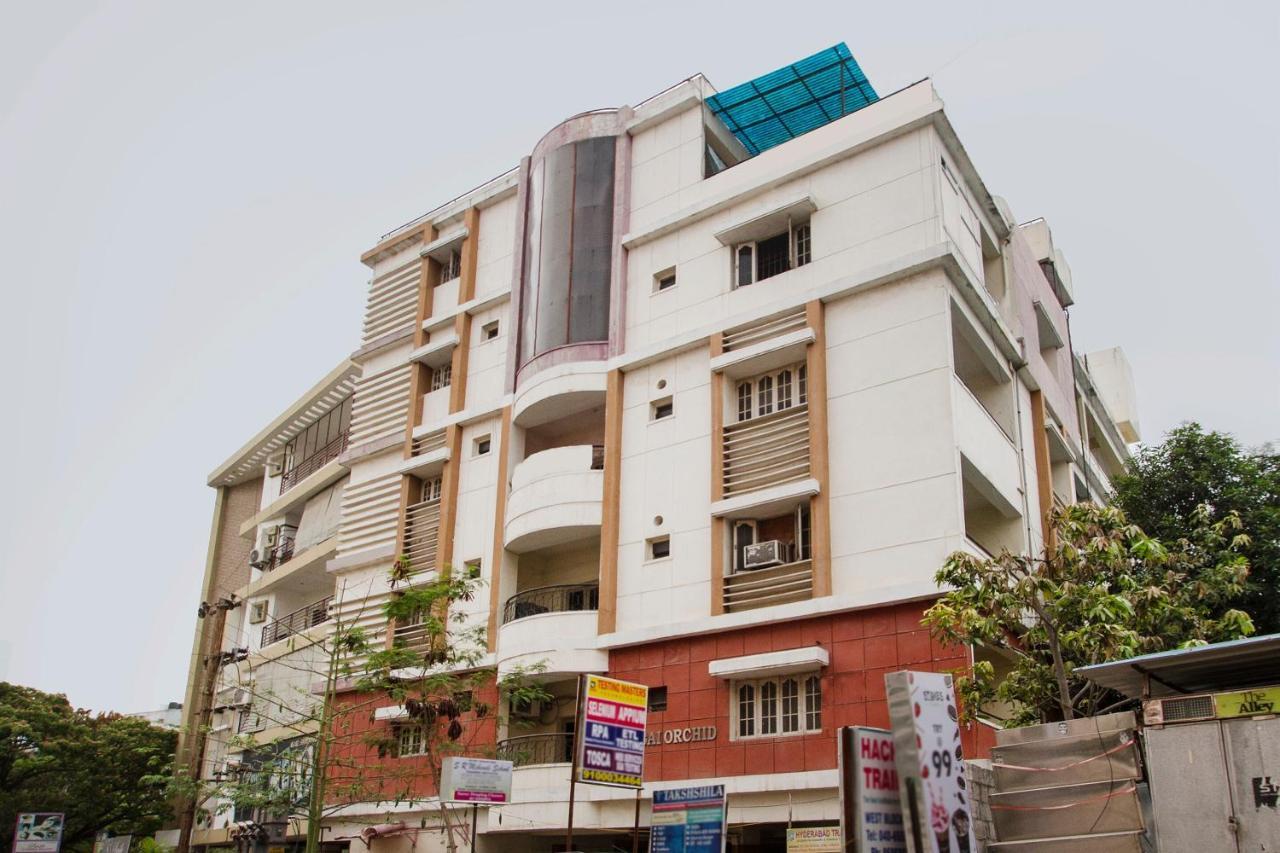 Oyo 13193 Rockline Comfort Hotel 3*