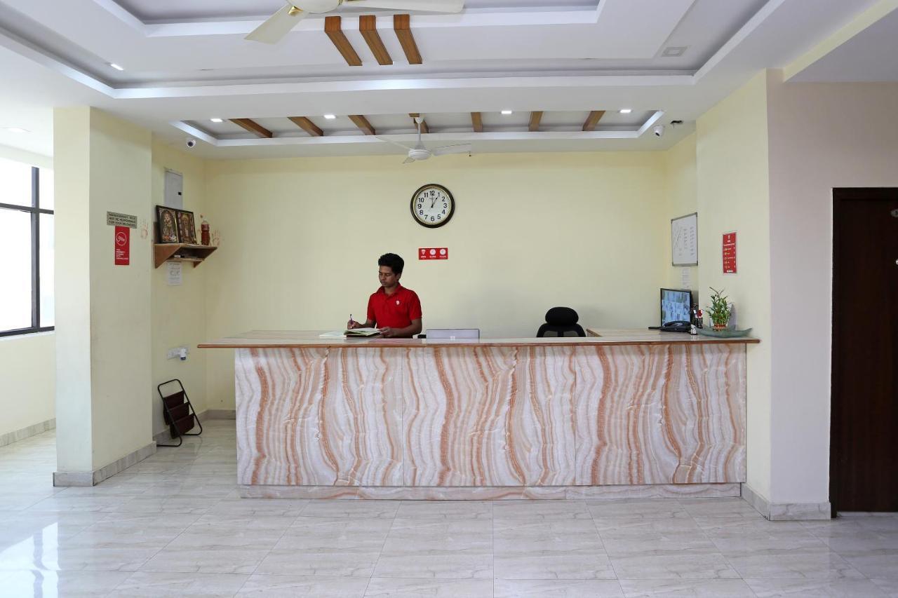 Oyo 6661 Aurum Abode