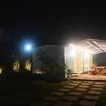 Clapping Leaves Resort