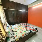 Entire 3Bhk Centrally Located In Kukatpally Y Jn.