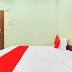 Hotel Sri Sai Dwaraka Residency Near Secunderabad Railway Station