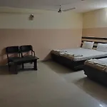 Suprahbat Hotel