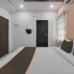 Collection O Siri Grand Inn