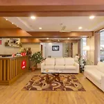 Oyo 9937 Hotel Eaglewood