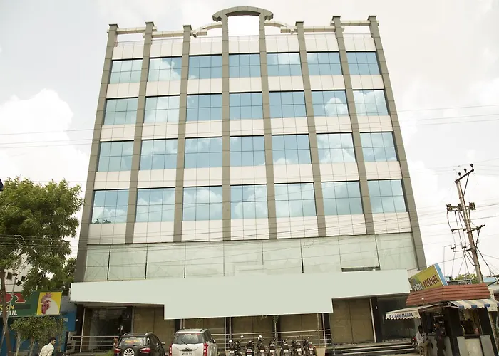 Oyo 6130 Hotel N7