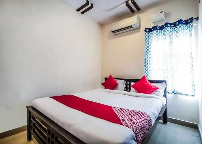 Oyo 15739 Hotel Grand Brundavan