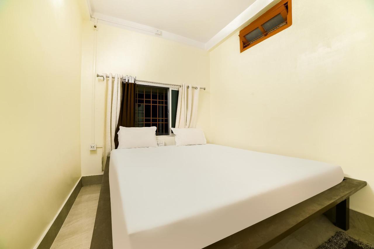 Spot On 74086 Sri Sai Durga Hotel 3*