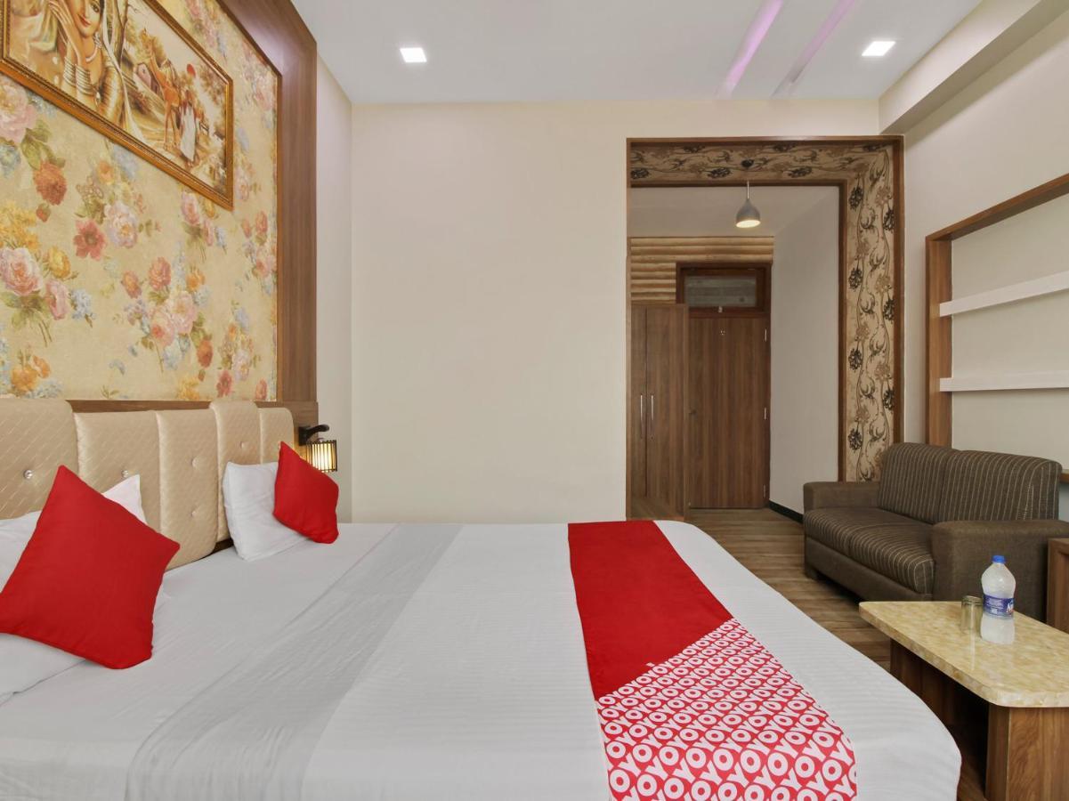 Oyo 74578 Hotel Al-Diyafa