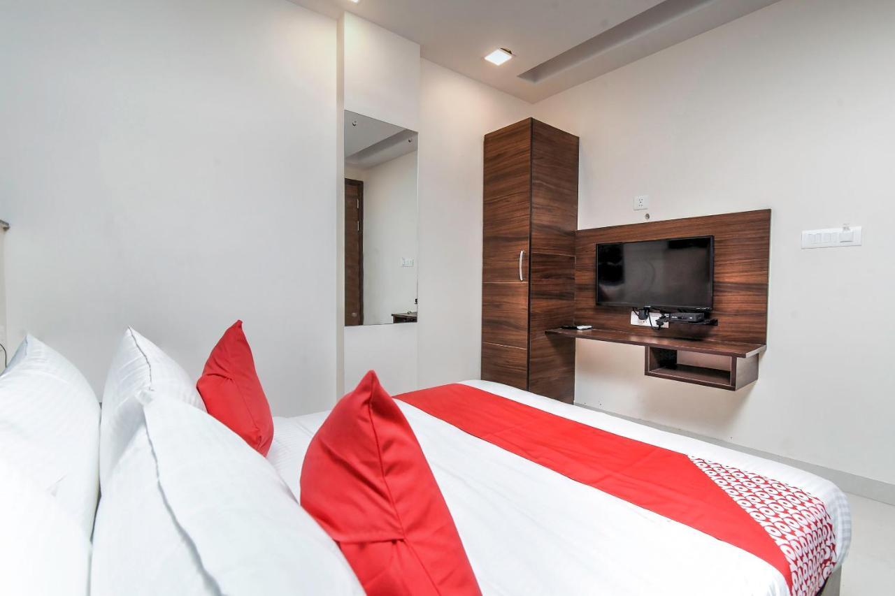 Oyo 69048 Prestige Castle Hotel 3*